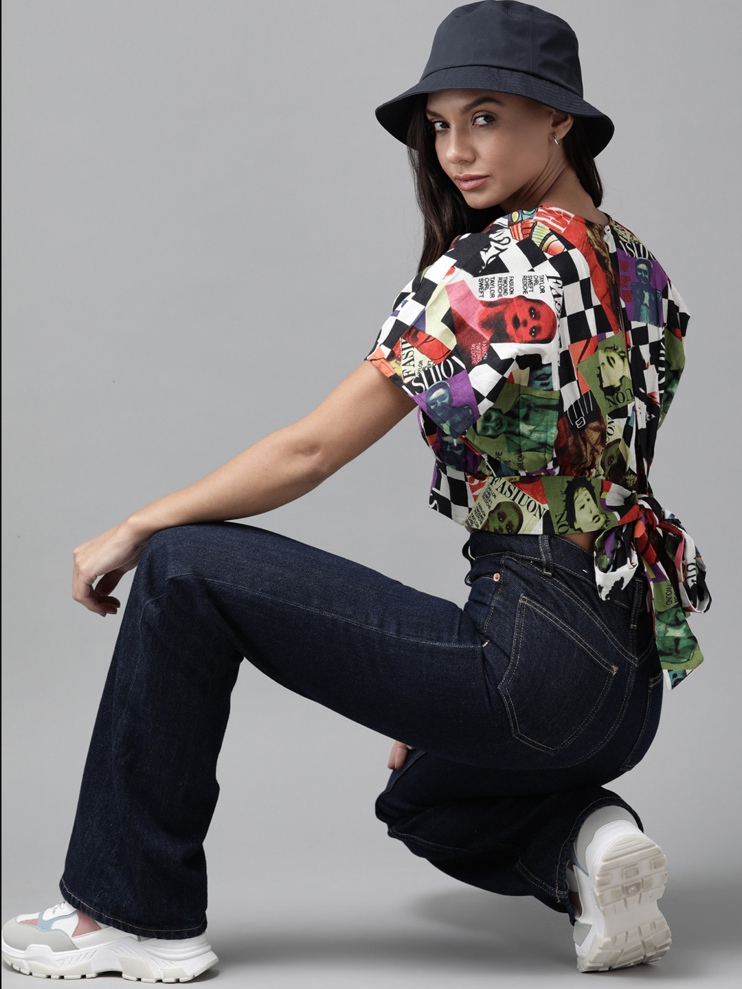

The Dry State Multicoloured Graphic Print V-Neck Kimono Sleeves Wrap Crop Top, Multi