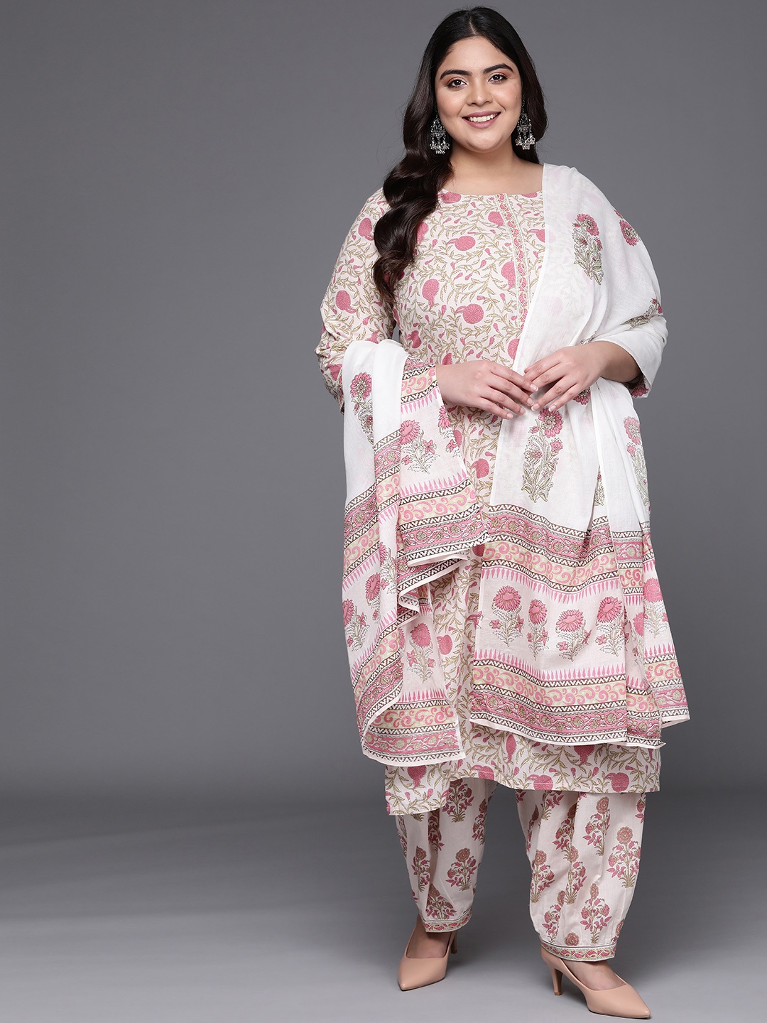 

EXTRA LOVE BY LIBAS Women Plus Size White Floral Printed Pure Cotton Kurta Set