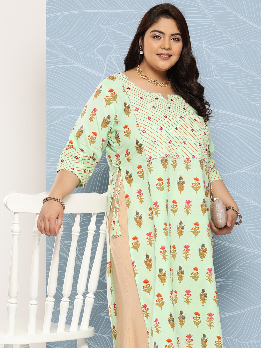

EXTRA LOVE BY LIBAS Plus Size Women Floral Printed Mirror Work Kurta, Sea green