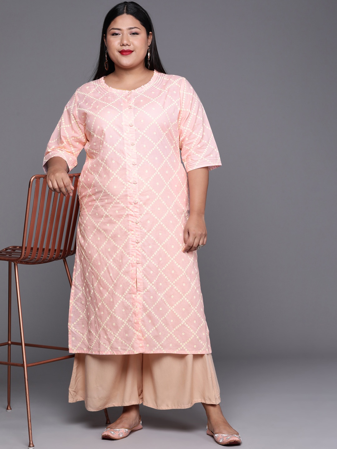 

EXTRA LOVE BY LIBAS Women Plus Size Peach-Coloured Bandhani Printed Pastels Kurta