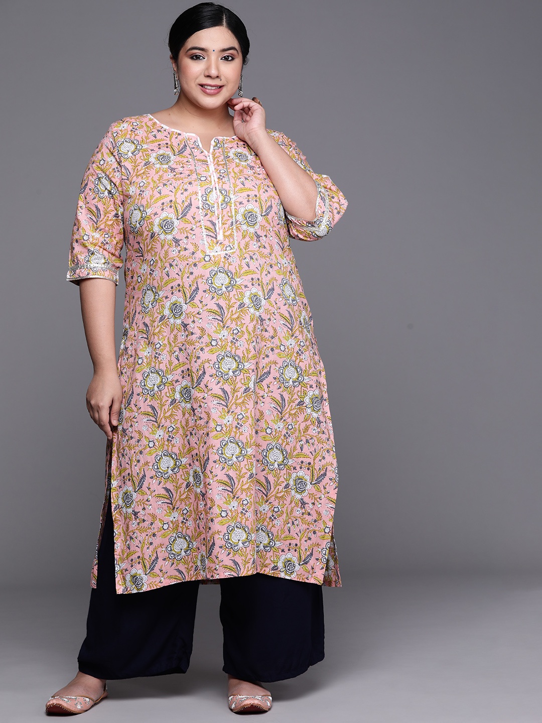 

EXTRA LOVE BY LIBAS Women Plus Size Floral Motifs Print Cotton Straight Kurta, Pink