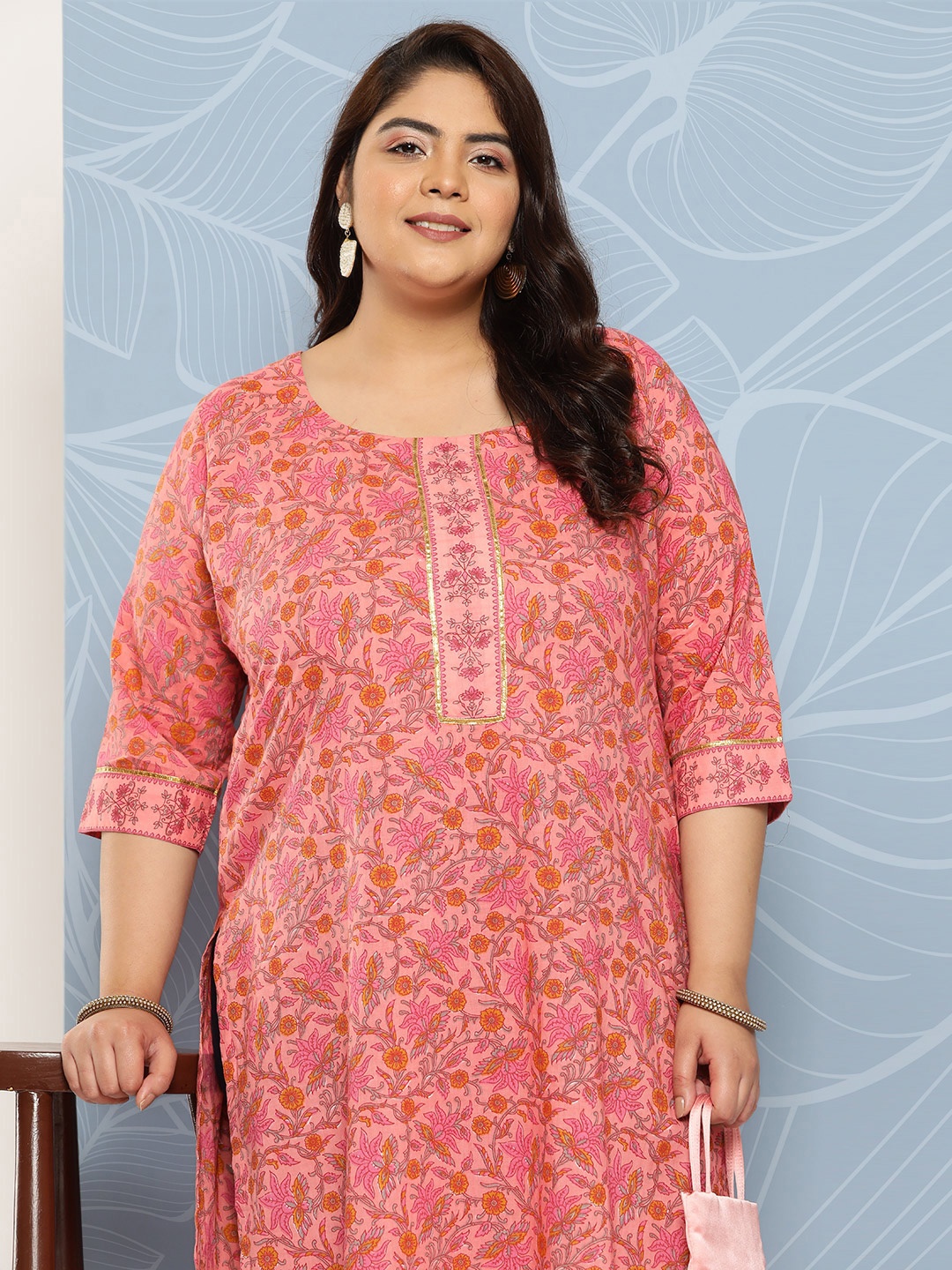 

EXTRA LOVE BY LIBAS Women Plus Size Coral Floral Printed Kurta