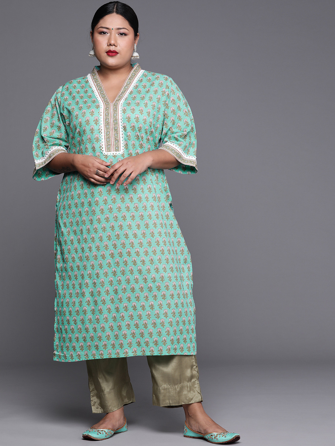 

EXTRA LOVE BY LIBAS Plus Size Women Sea Green & White Floral Printed Pure Cotton Kurta