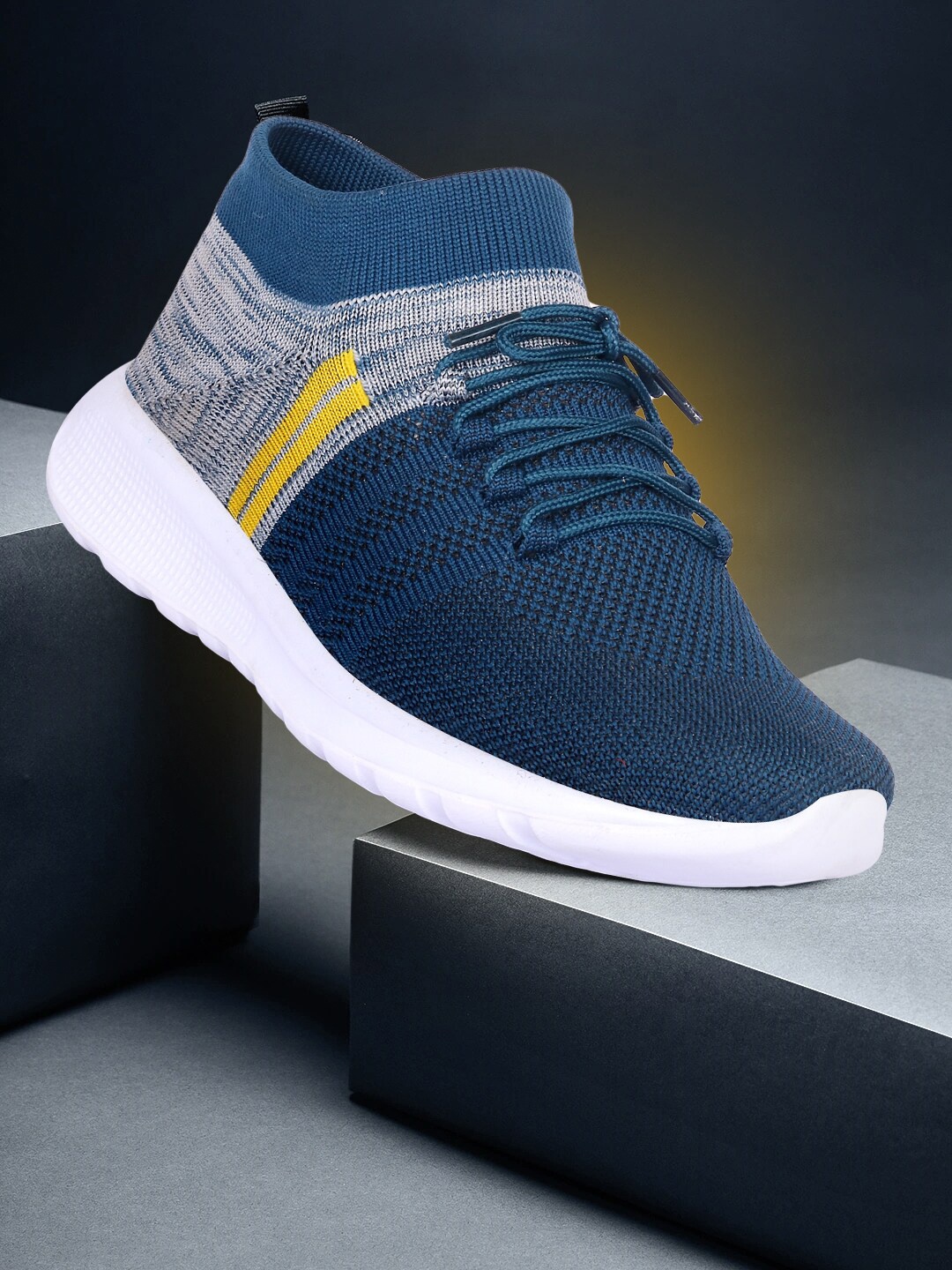 

CLYMB Men Blue & Grey Mesh Running Non-Marking Shoes