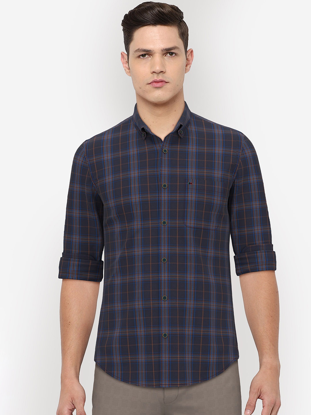 

Peter England Casuals Men Navy Blue Slim Fit Tartan Checks Checked Casual Shirt