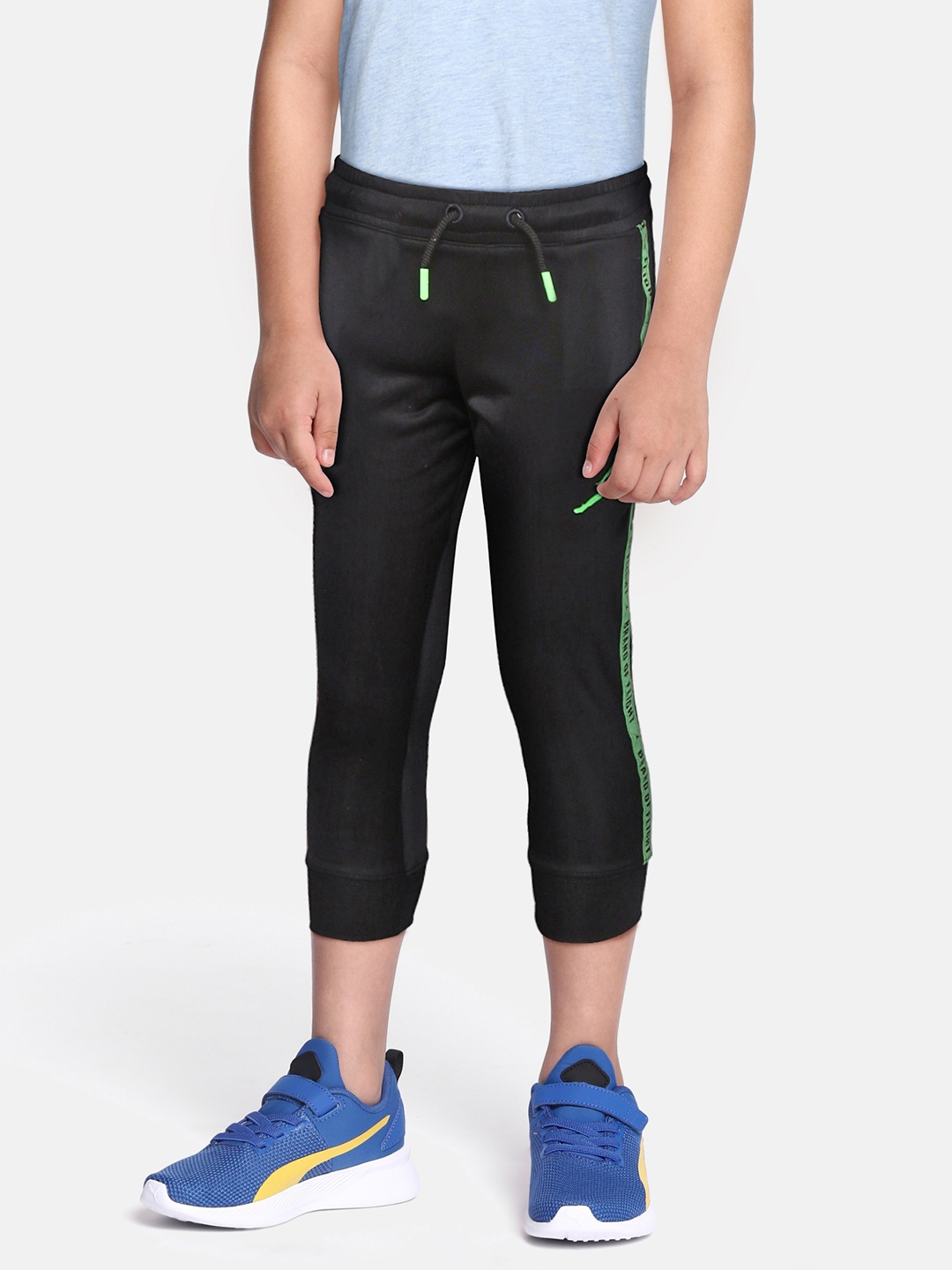 

Jordan Boys Black Solid Joggers with Jumpman Logo Taping