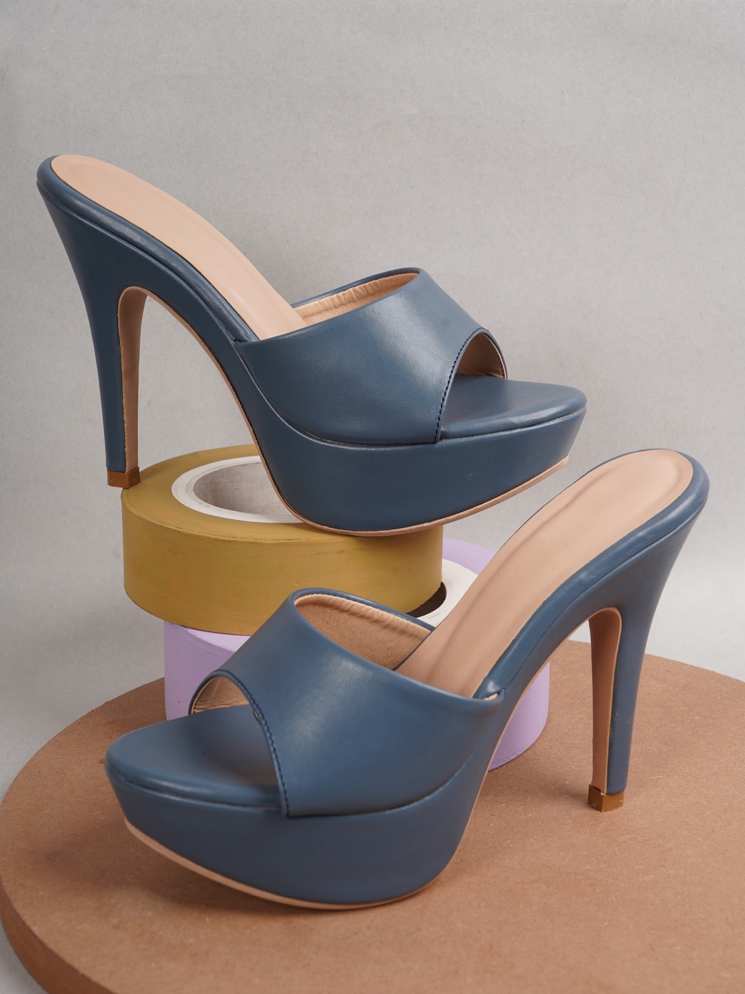 

Rubeezz Blue Party High-Top Peep Toes