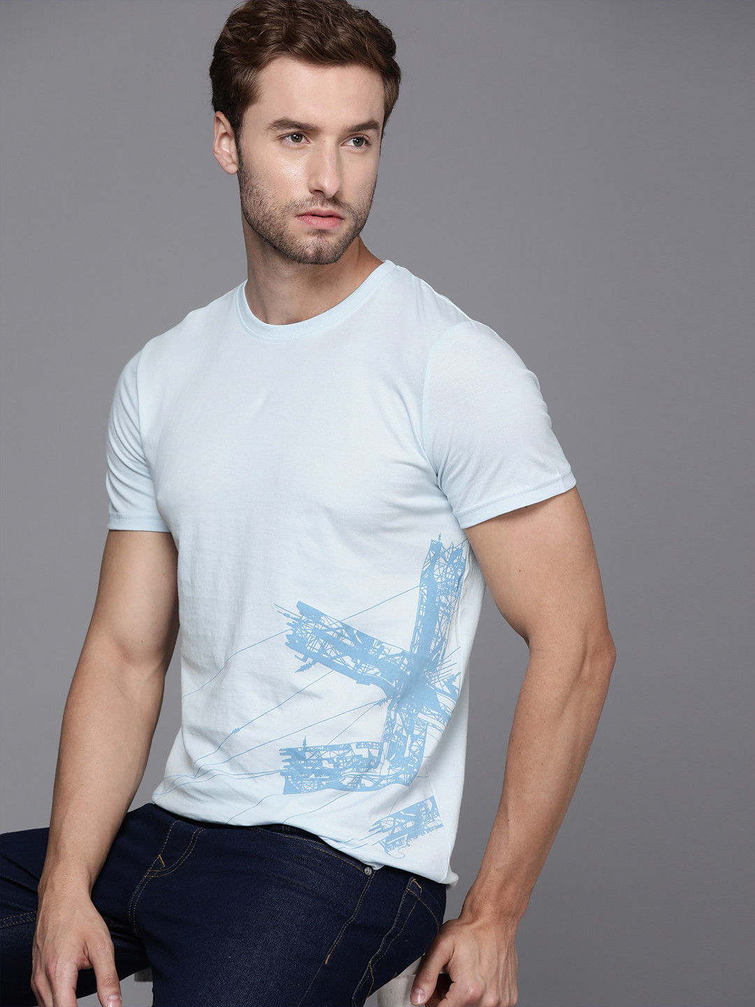 

WROGN Men Blue Printed Slim Fit Pure Cotton T-shirt