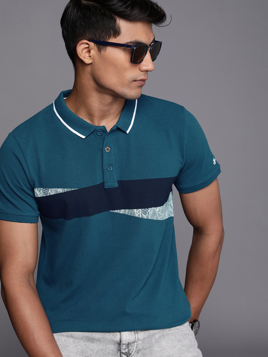 

WROGN Men Blue Colourblocked Slim Fit Pure Cotton Polo Collar T-shirt