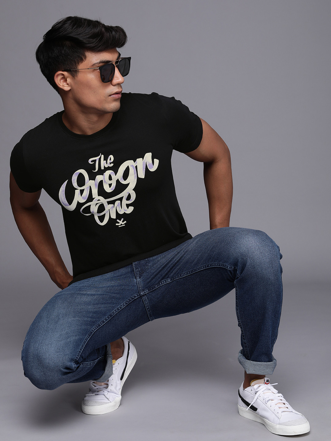 

WROGN Men Black Typography Print Round Neck Regular Sleeves Pure Cotton Slim Fit T-shirt