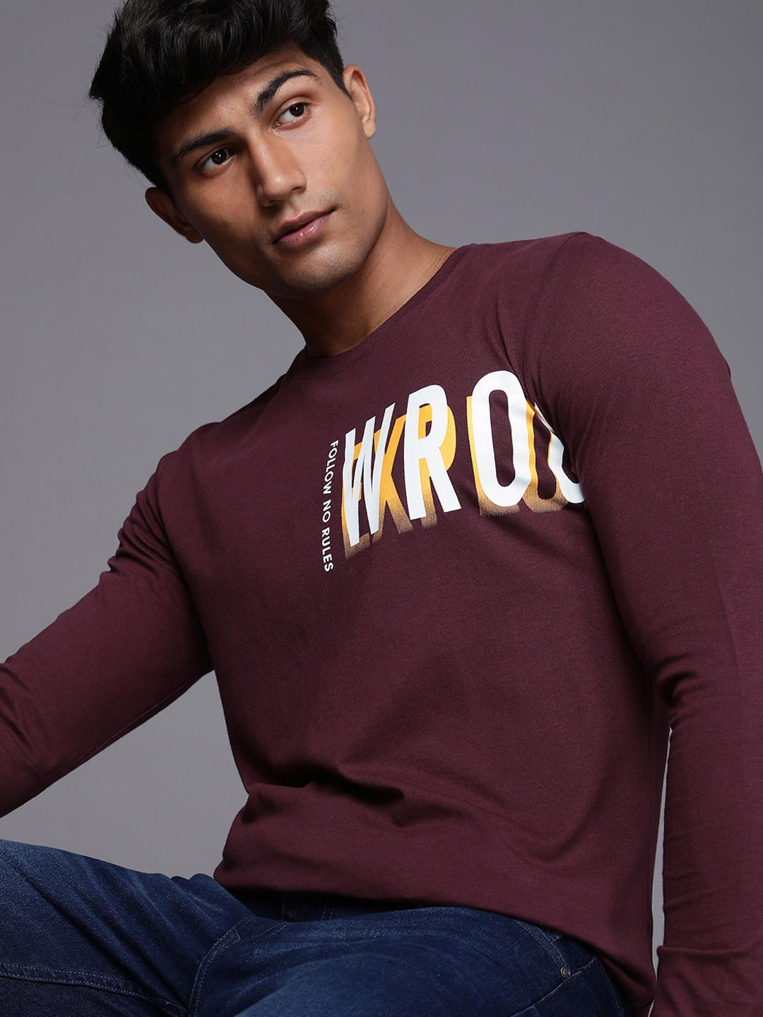 

WROGN Men Burgundy Typography Placement Print Round Neck Pure Cotton Slim Fit T-shirt