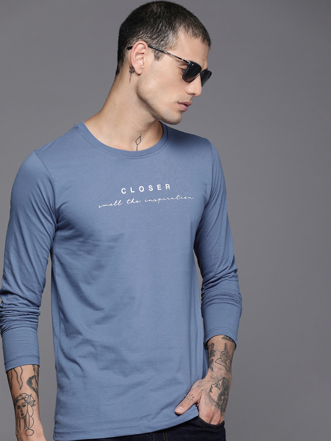 

WROGN Men Purple Typography Printed Slim Fit T-shirt