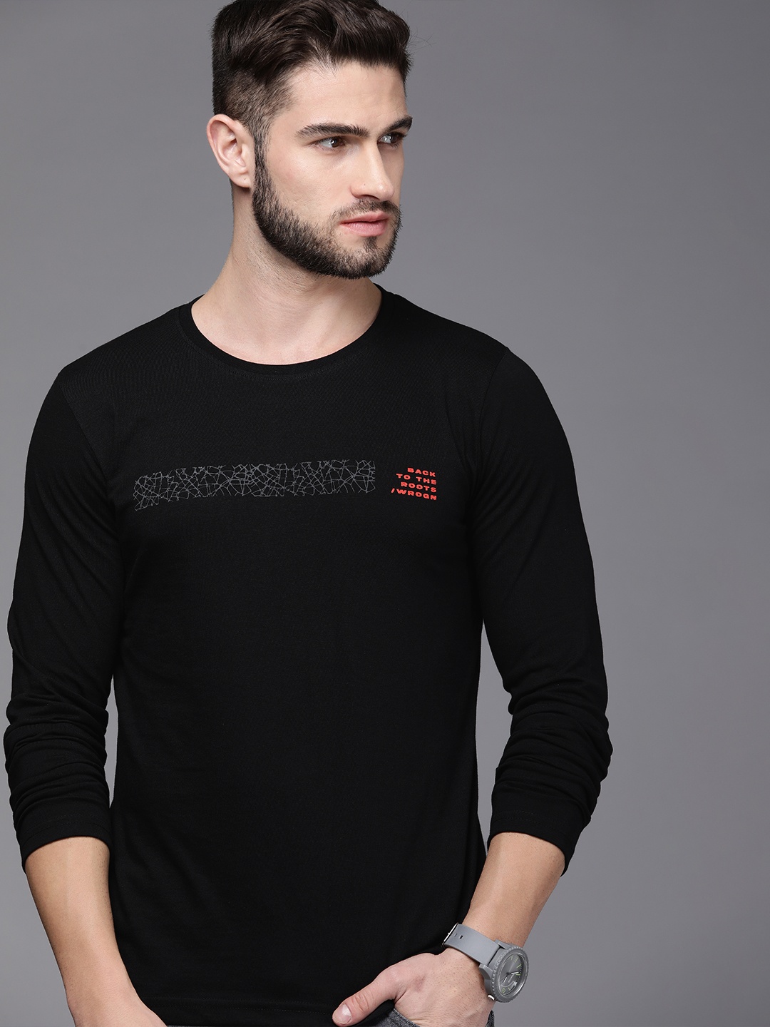 

WROGN Men Black Typography Printed Slim Fit T-shirt