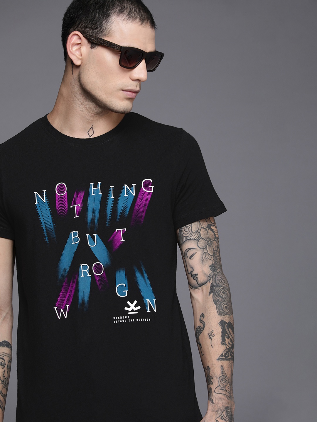 

WROGN Men Black & White Brand Logo Printed Applique Pure Cotton T-shirt