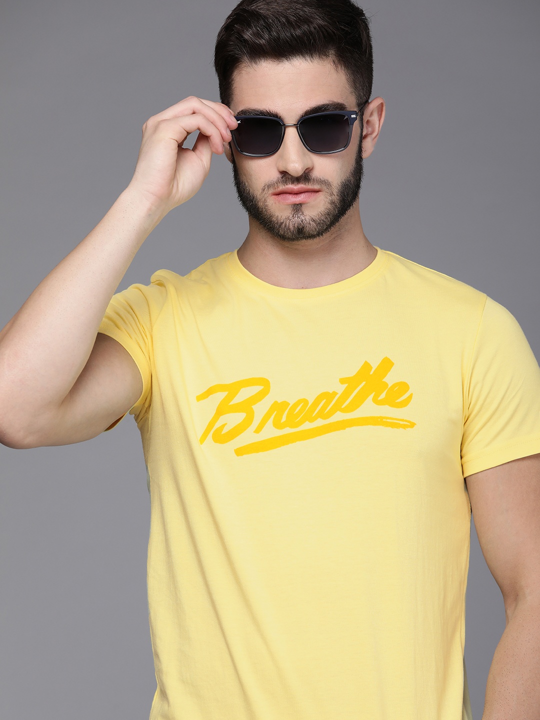 

WROGN Men Yellow Typography Printed T-shirt