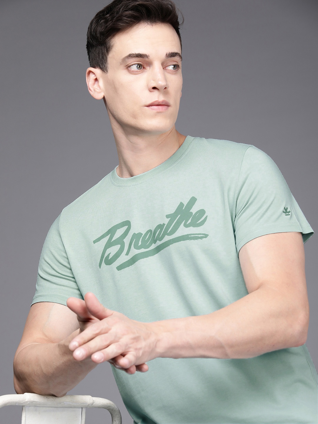 

WROGN Men Green Typography Printed Pure Cotton T-shirt