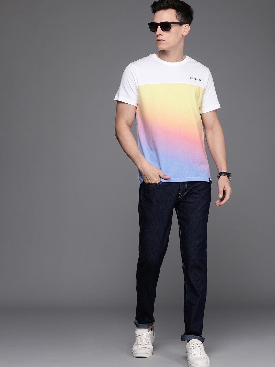 

WROGN Men White & Yellow Colourblocked Slim Fit T-shirt