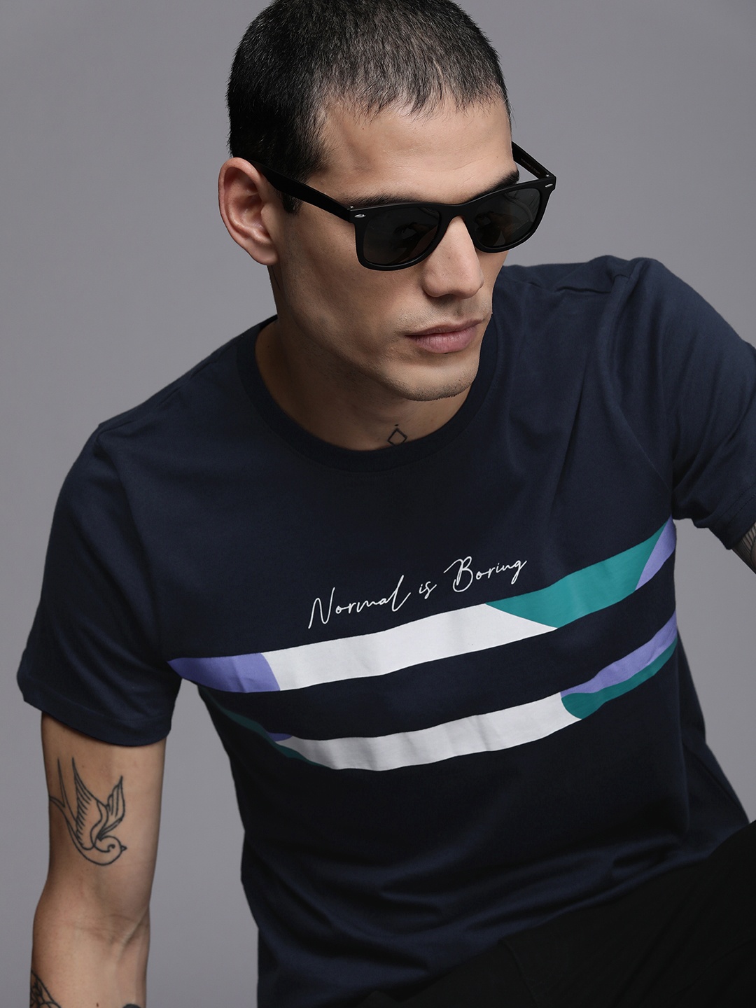 

WROGN Men Navy Blue & White Striped Pure Cotton Slim Fit T-shirt