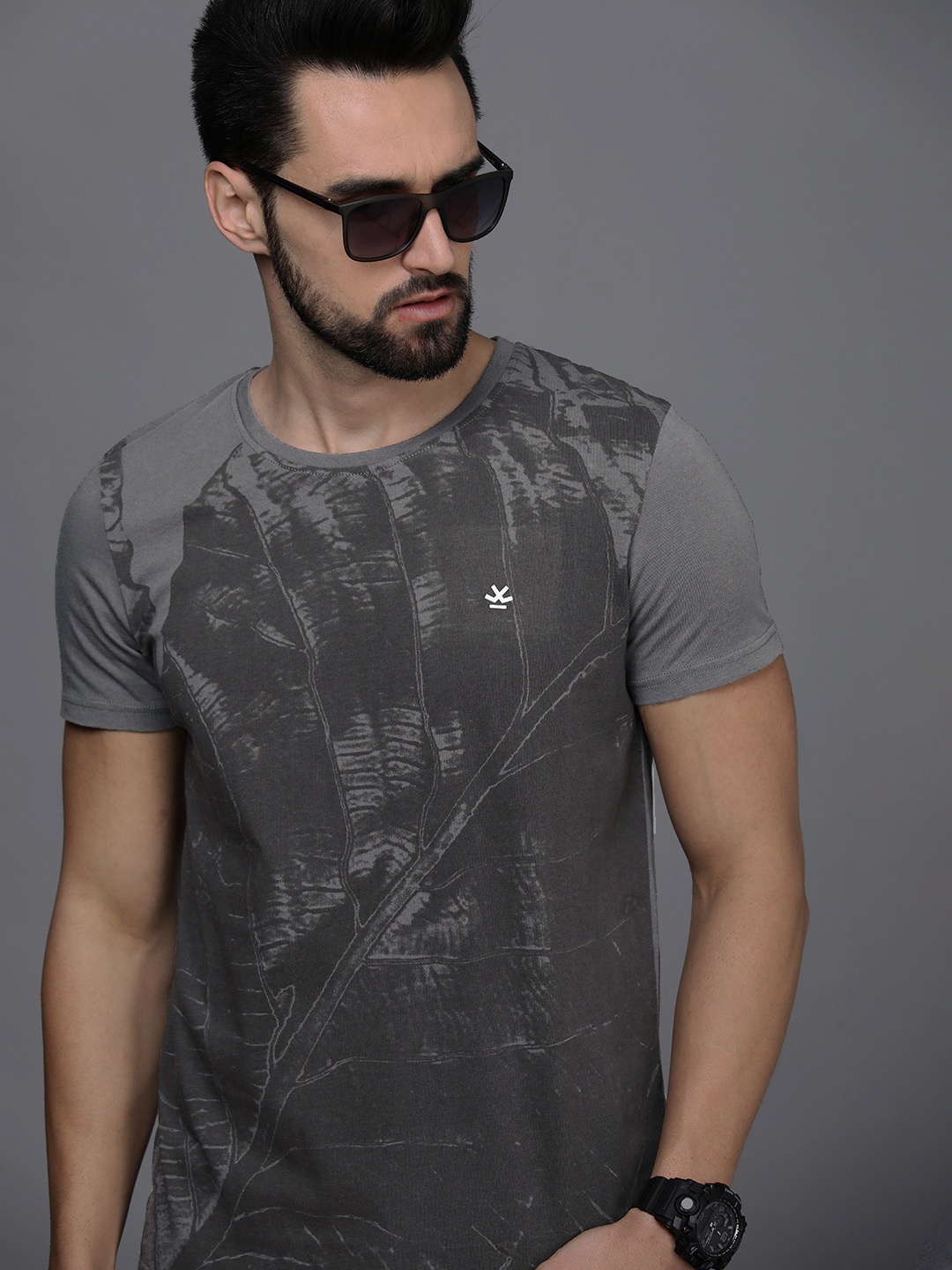 

WROGN Men Grey Printed Pure Cotton T-shirt