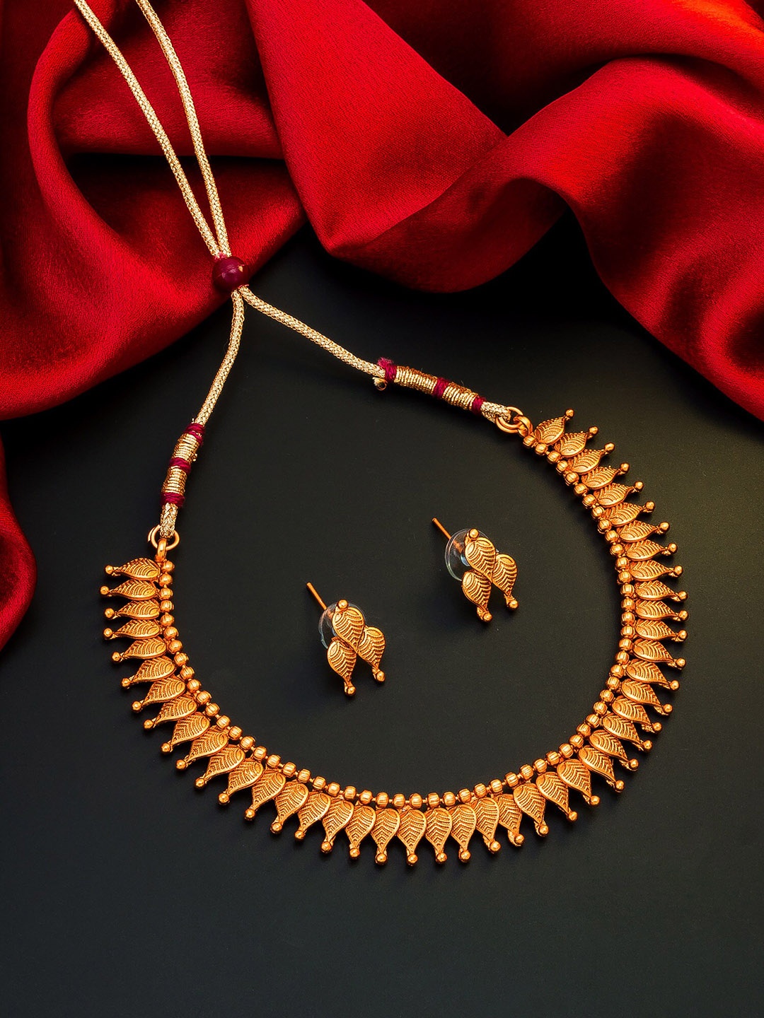 

aadita Gold-Plated Stone-Studded Meenakari Jewellery Set