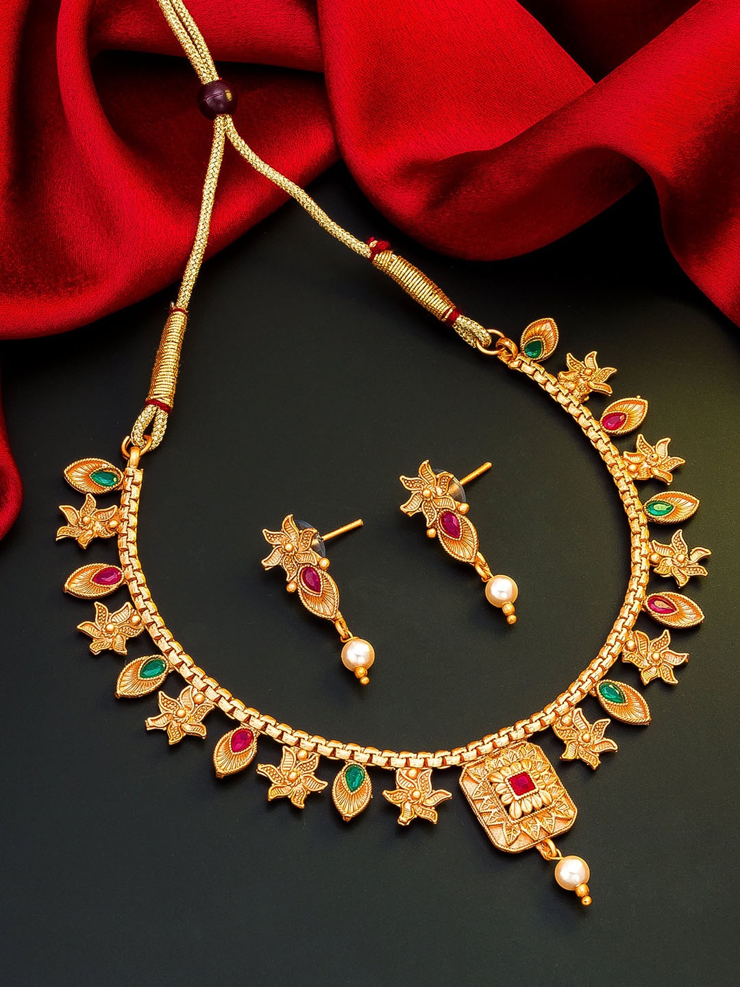 

aadita Gold-Toned Ruby & Pearls Choker Jewellery Set