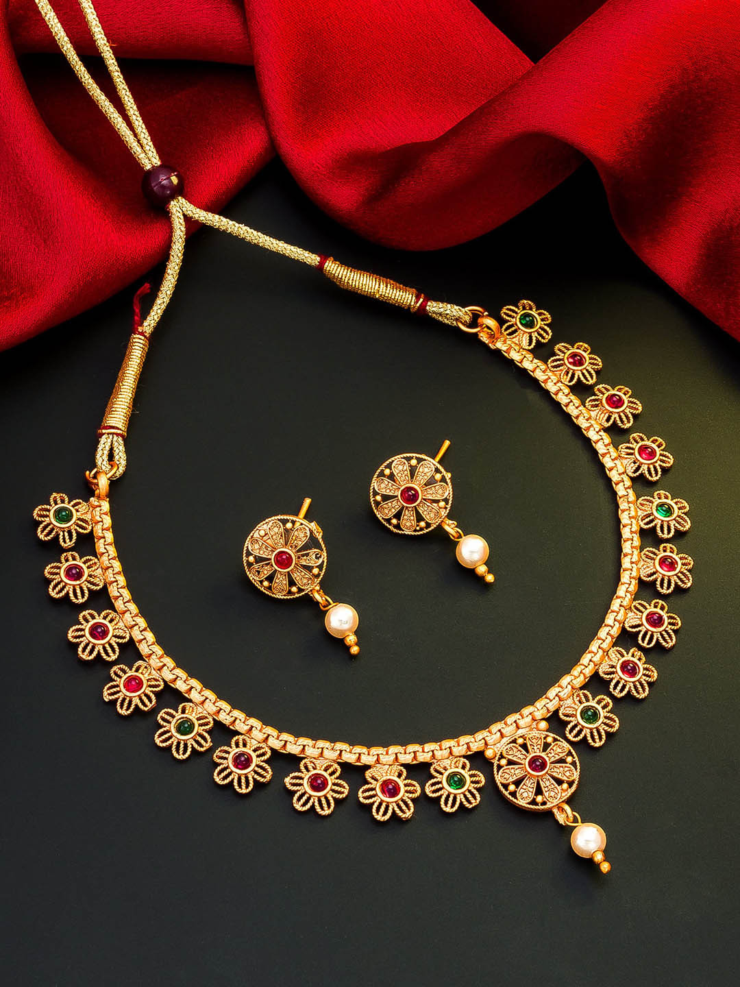 

aadita Gold-Plated & Pink Studded & Beaded Jewellery Set