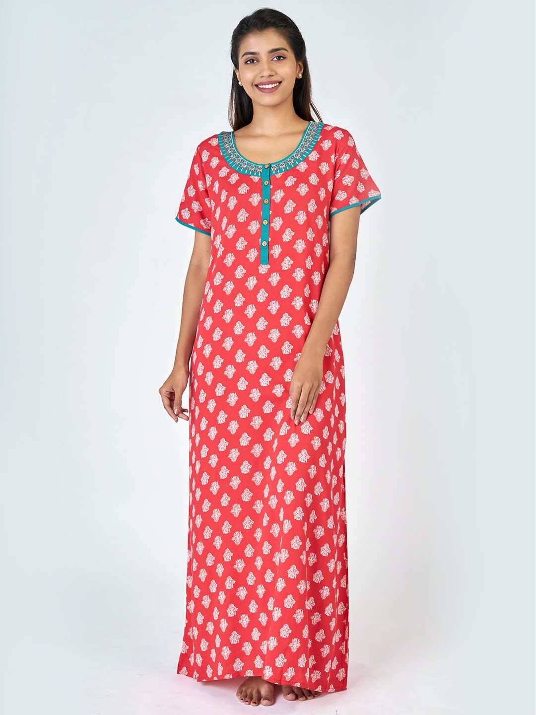 

Maybell Red & White Ethnic Motifs Printed Maxi Nightdress