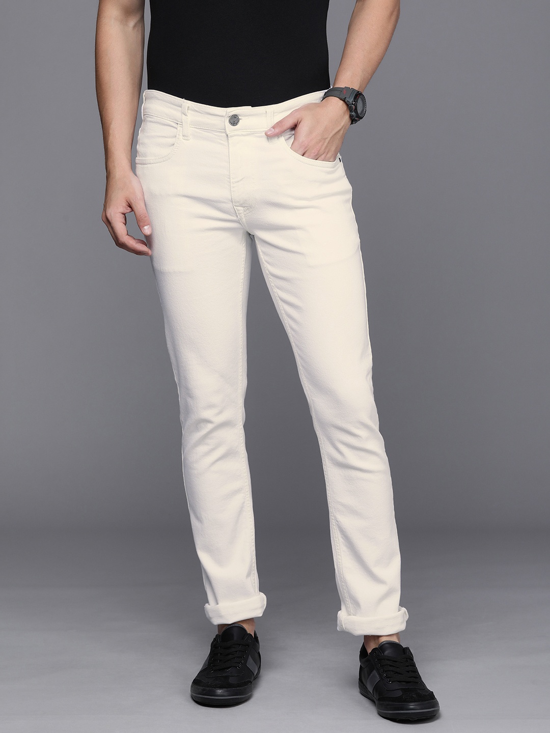 

WROGN Men White Slim Tapered Fit Stretchable Jeans