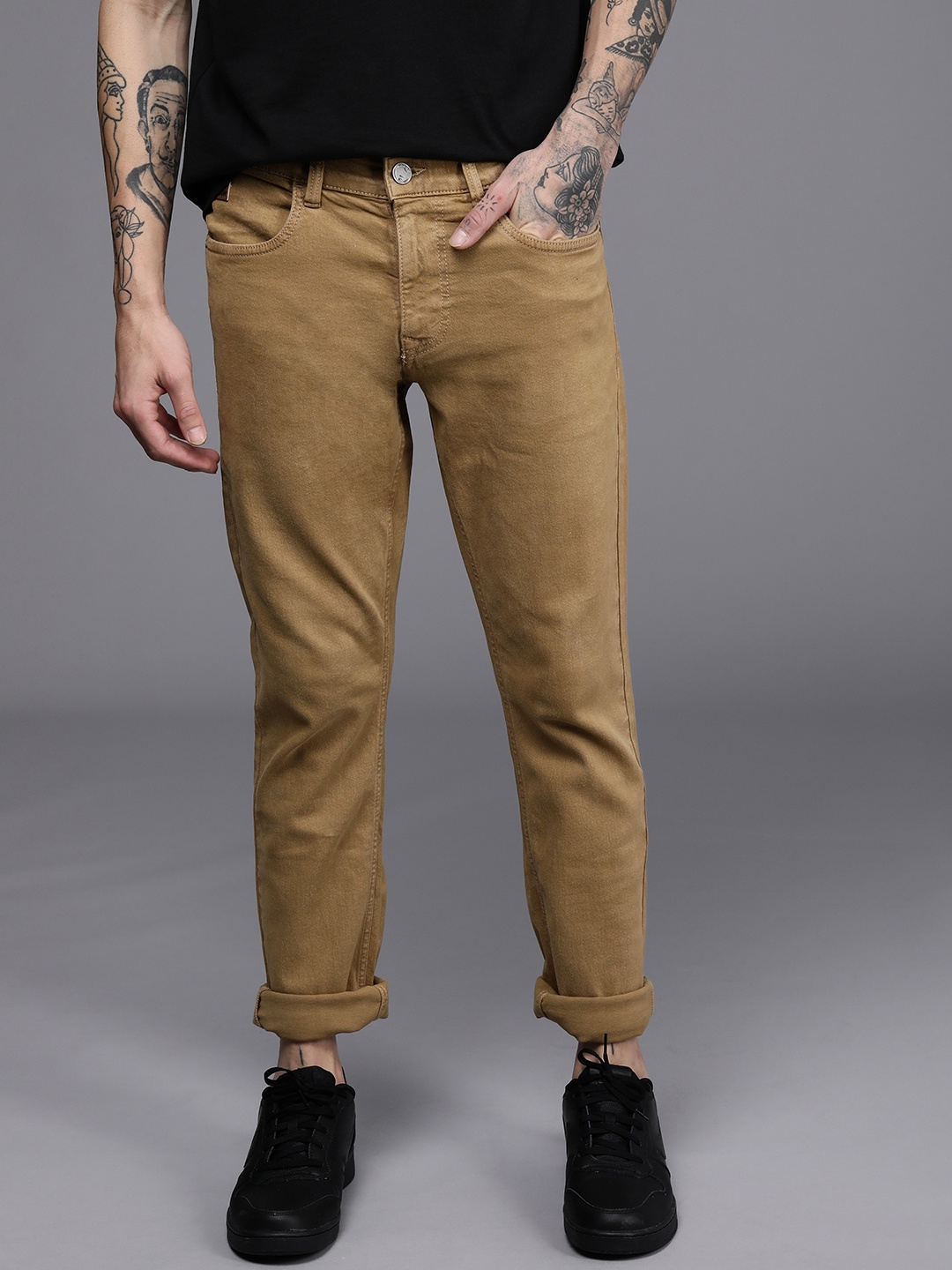 

WROGN Men Khaki Slim Fit Stretchable Jeans