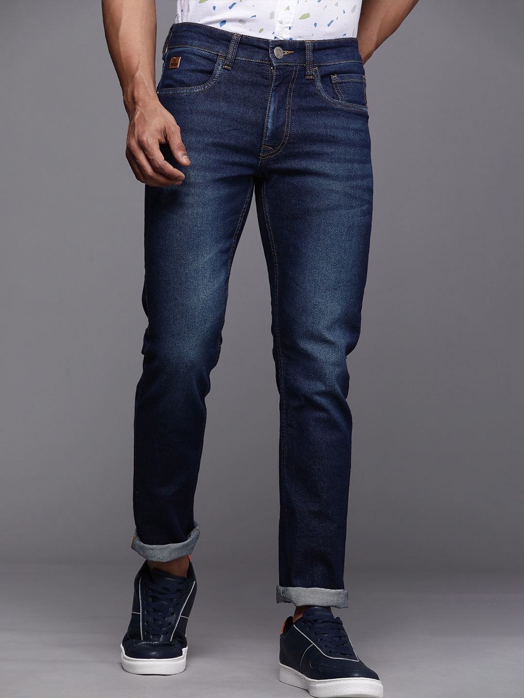 

WROGN Men Denim Light Fade Stretchable Casual Jeans, Blue
