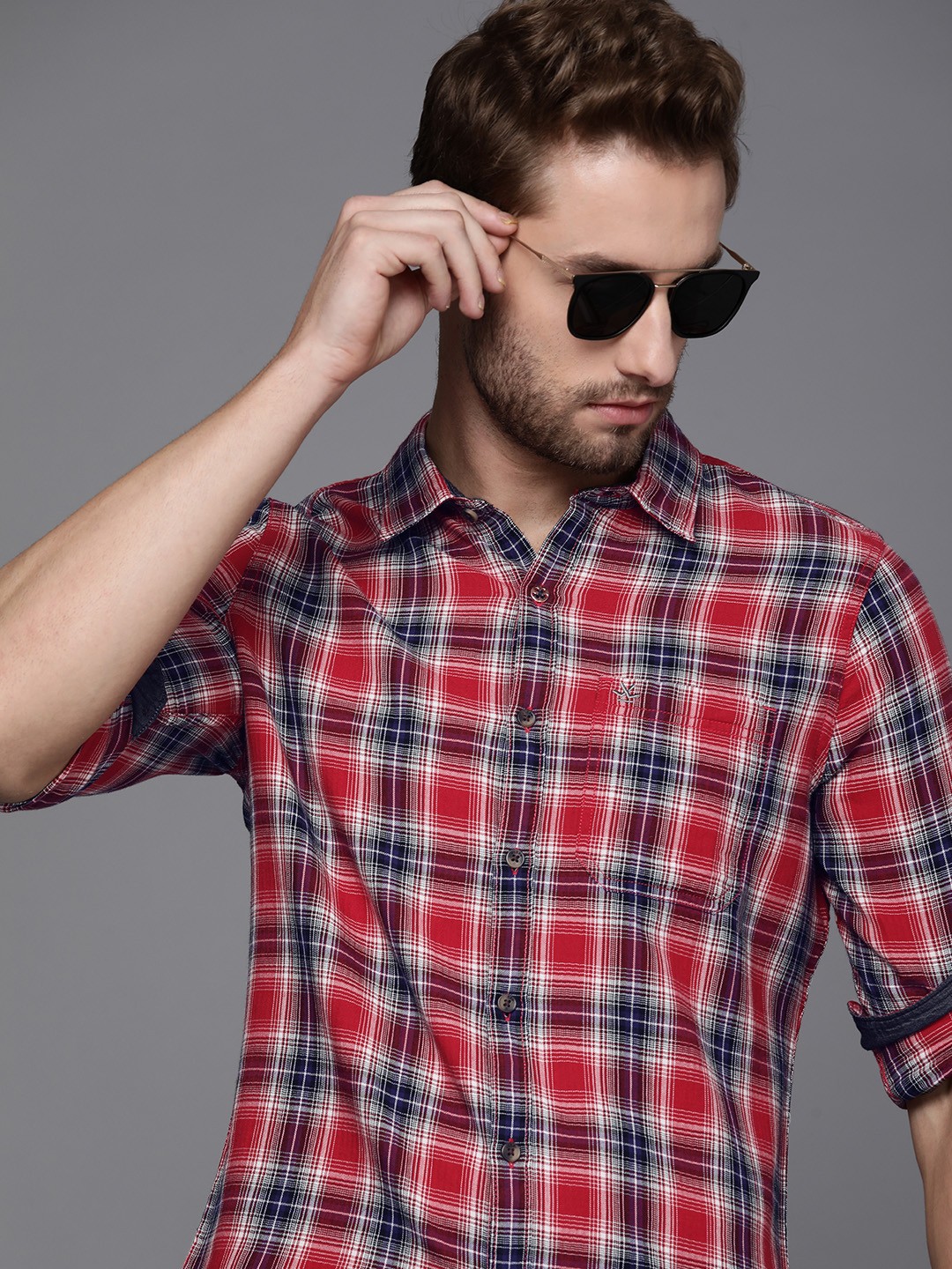 

WROGN Men Red Slim Fit Checked Casual Shirt