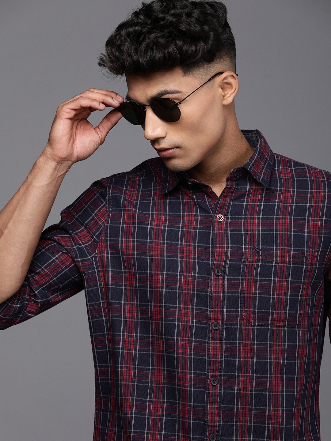

WROGN Men Blue Tartan Checks Slim Fit Pure Cotton Casual Shirt