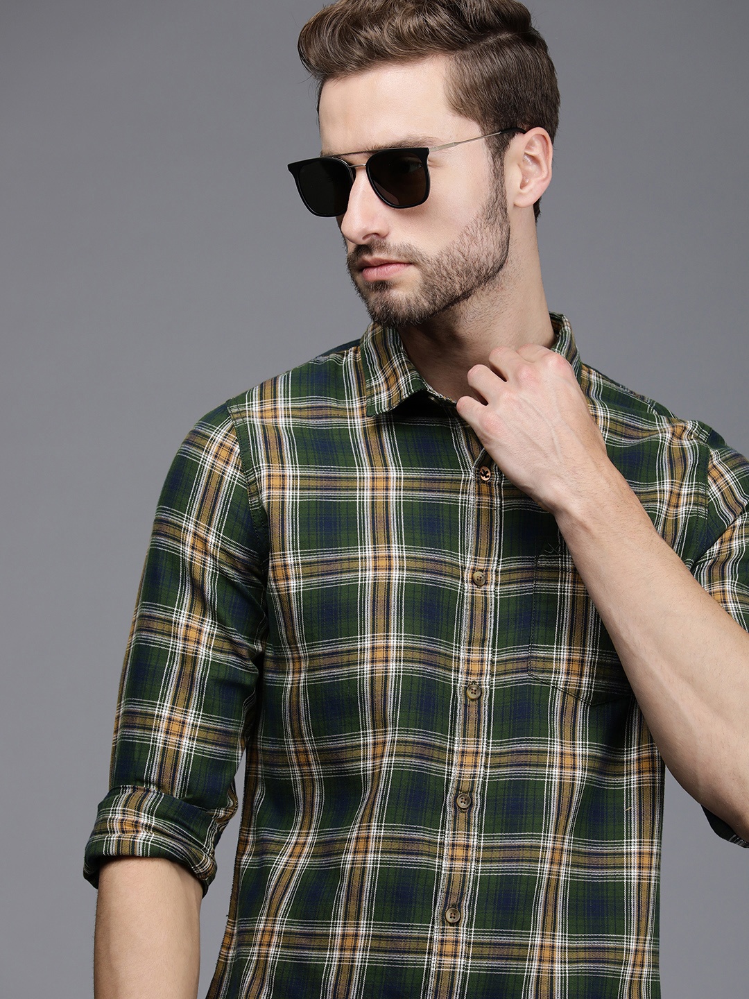 

WROGN Men Green Tartan Checks Full Sleeves Slim Fit Casual Shirt
