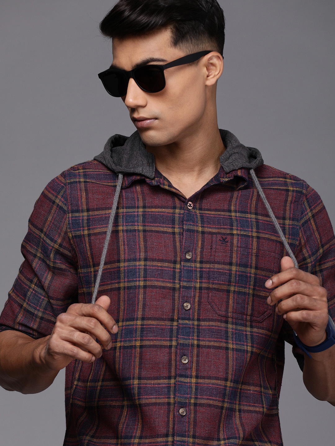 

WROGN Men Maroon And Navy Blue Slim Fit Tartan Checked Hooded Casual Shirt