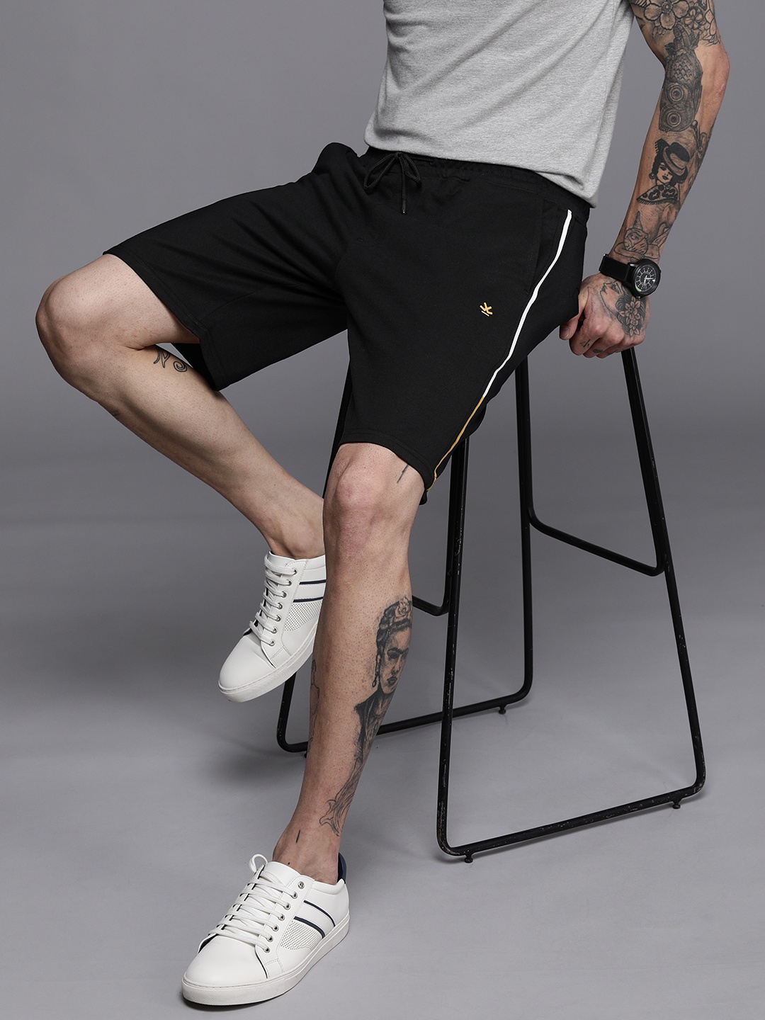 

WROGN Men Black Shorts
