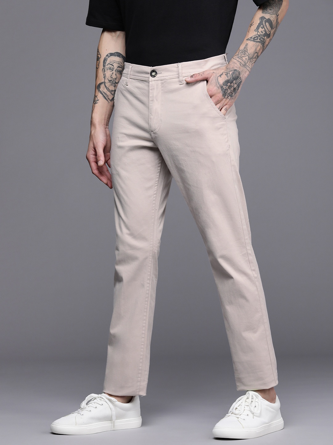 

WROGN Men Beige Chinos