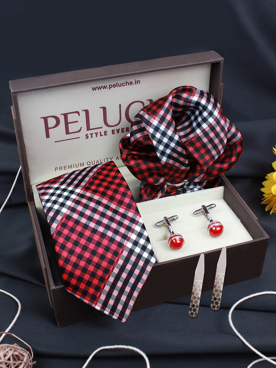 

PELUCHE Men Red & Silver-Toned Accessory Gift Set
