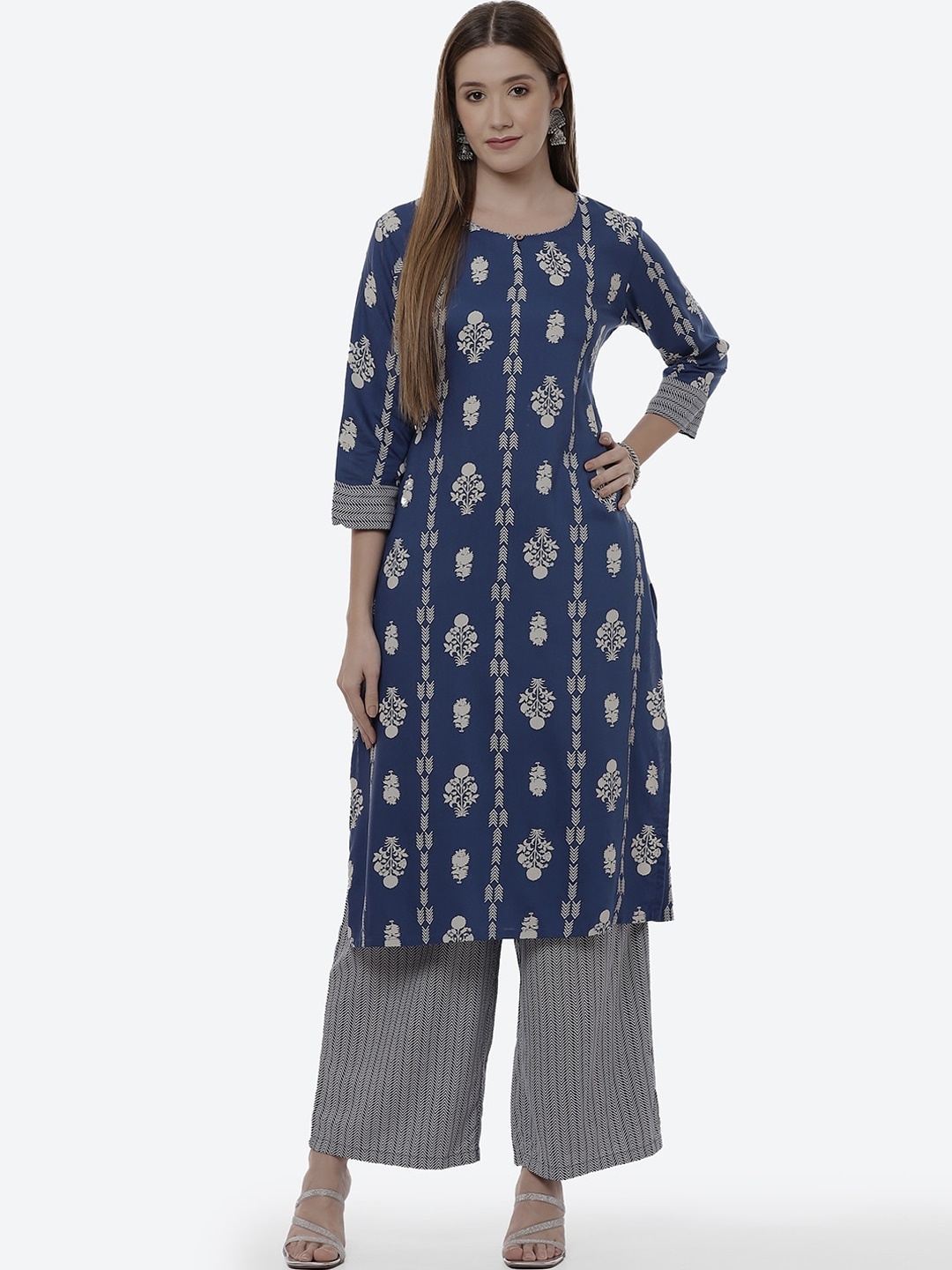 

Rangriti Women Blue Floral Printed Kurta with Palazzos