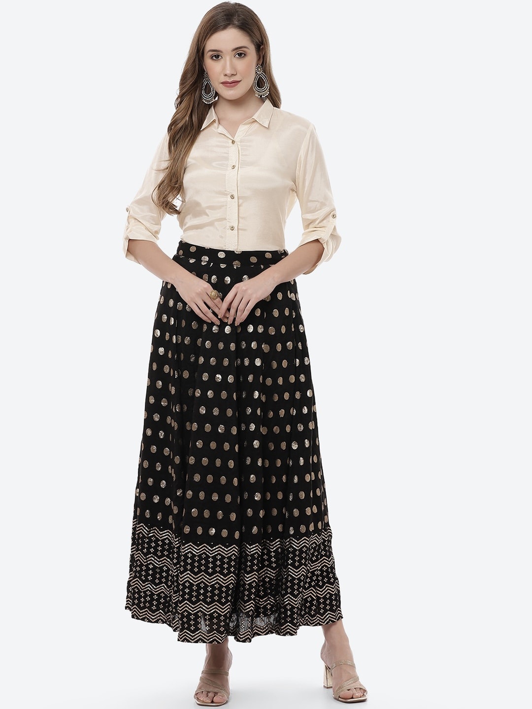 

Rangriti Women Cream-Coloured & Black Kurti with Skirt