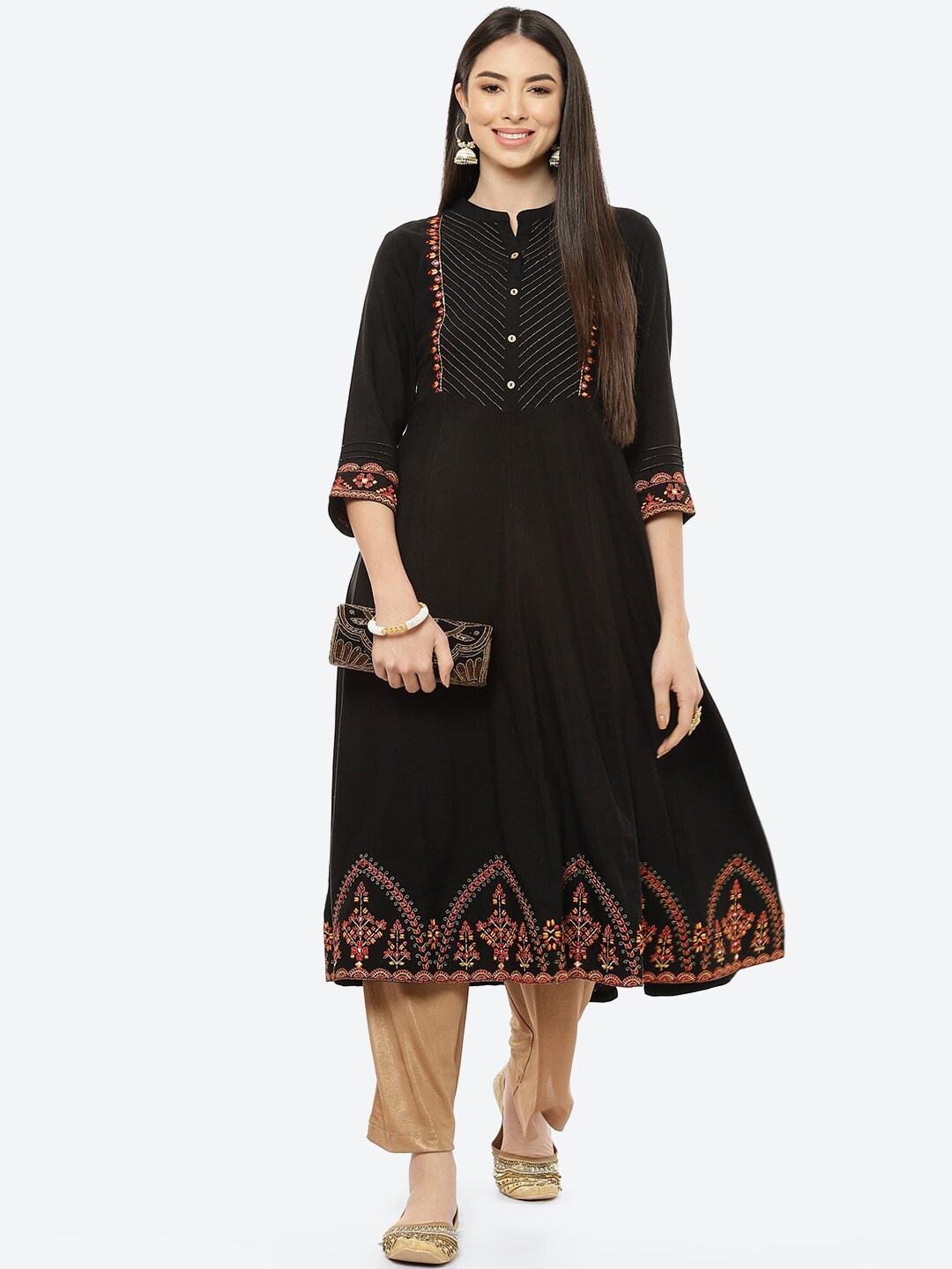 

Rangriti Women Black Embroidered Flared Sleeves Thread Work Anarkali Kurta