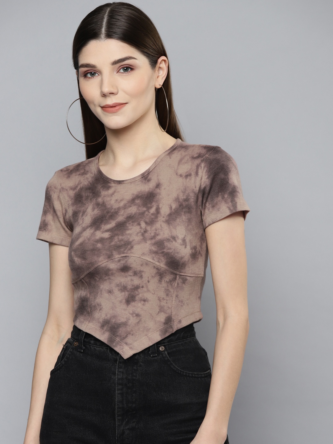 

VividArtsy Brown Print Top