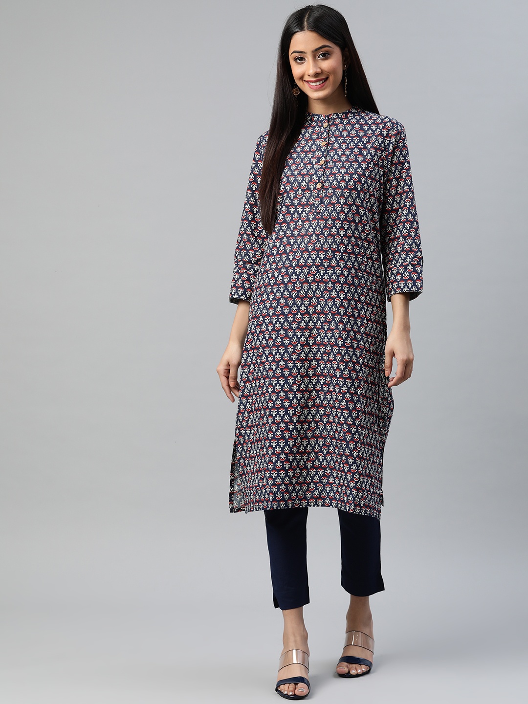 

aayusika Women Navy Blue & White Ethnic Motifs Printed Floral Kurta
