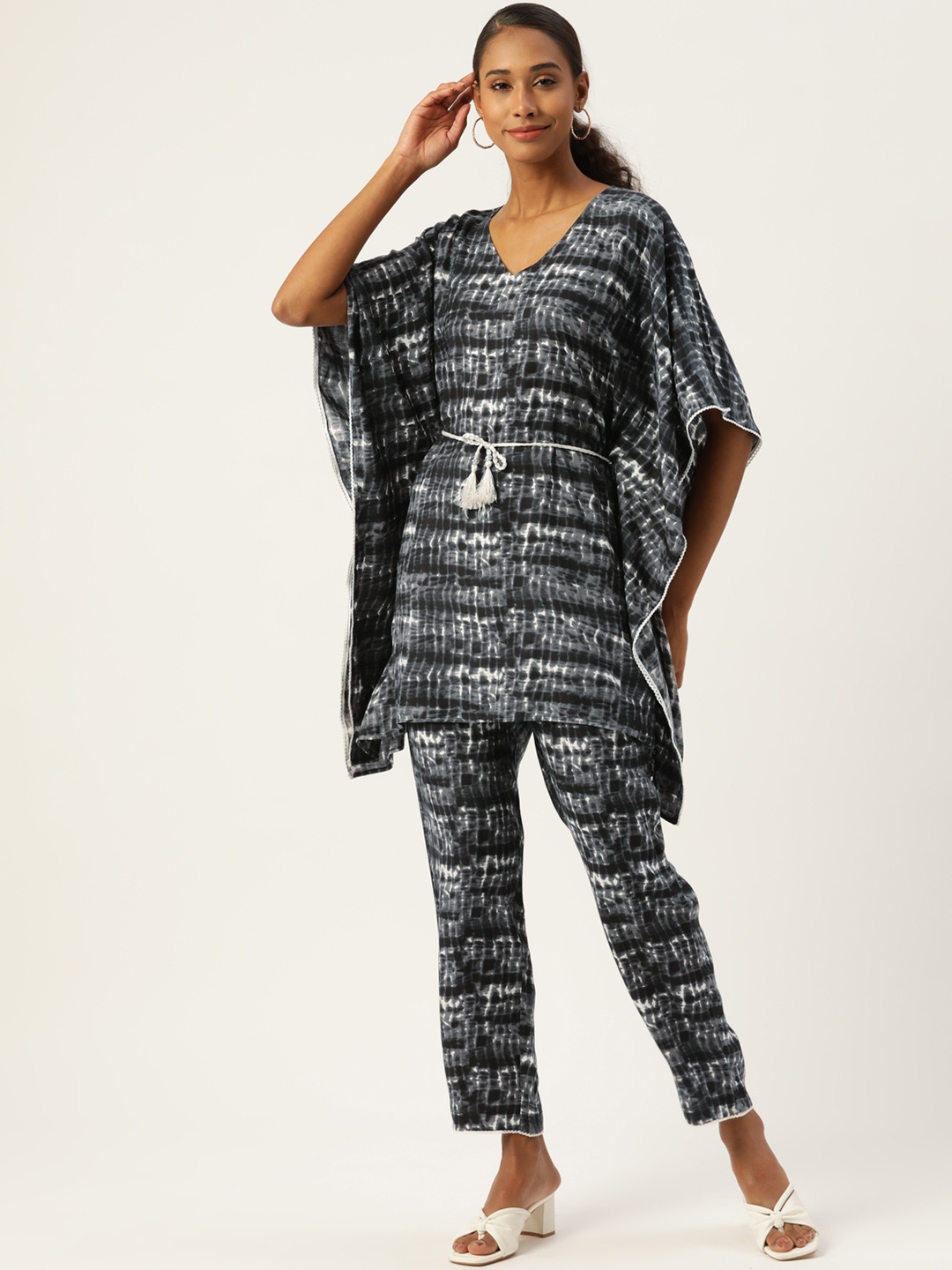 

Aayna Women Black & Grey Tie and Dye V-Neck Kimono Sleeves Kaftan Kurta with Trousers