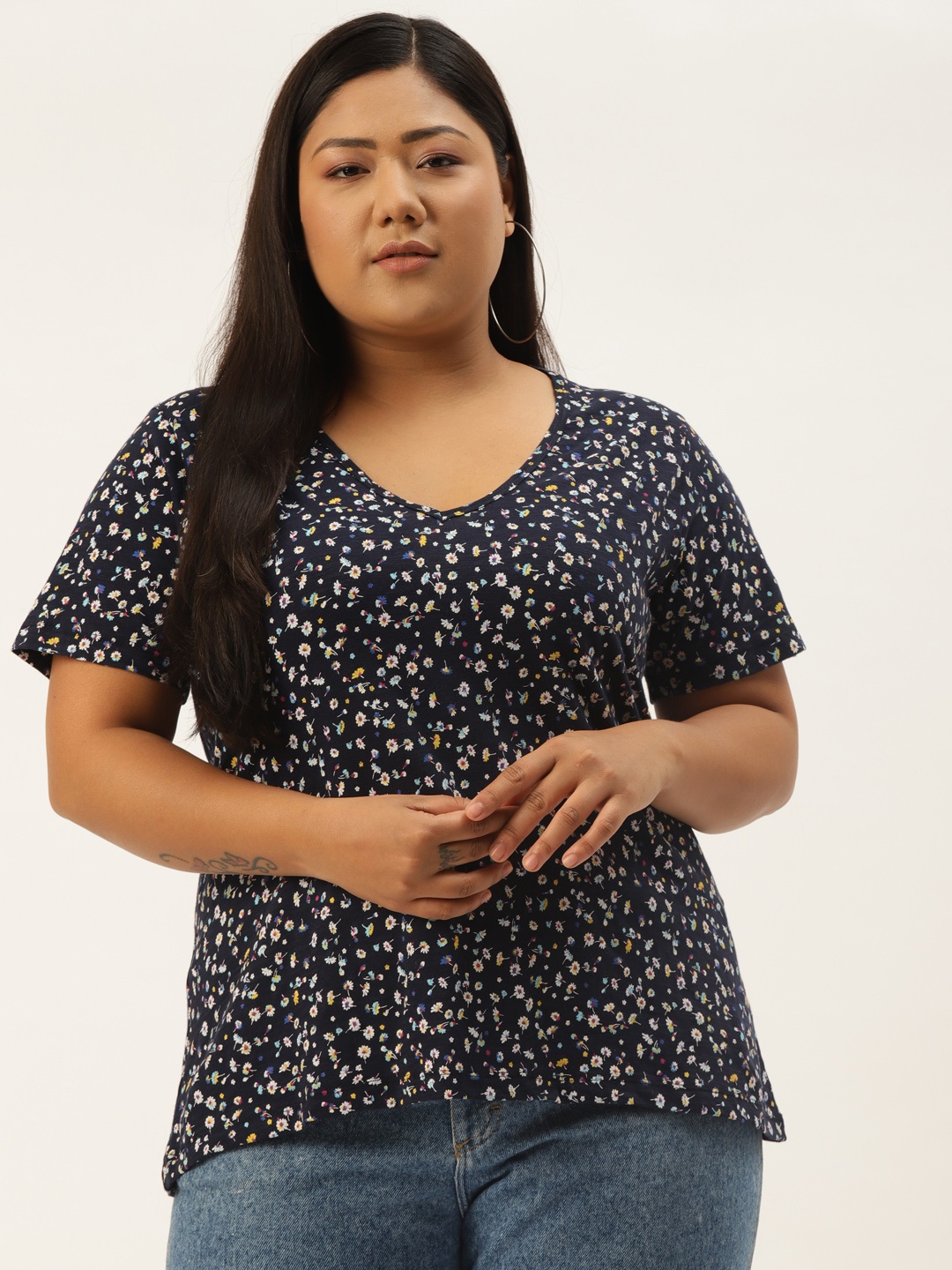 Rute Women Black & White Floral Pure Cotton Plus Size T-shirt