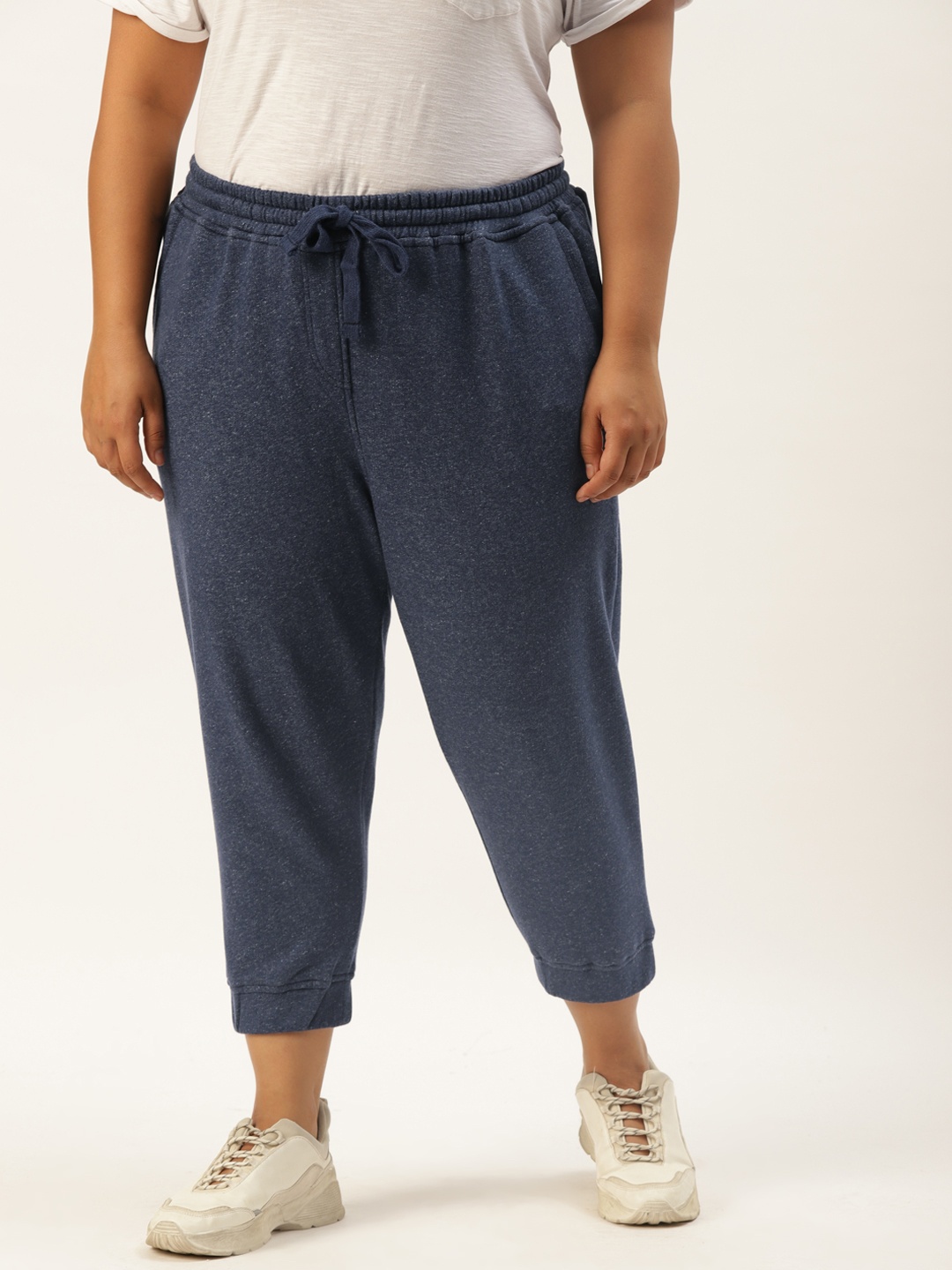 

Rute Women Plus Size Navy Blue Solid Cotton Slim Fit Cropped Joggers