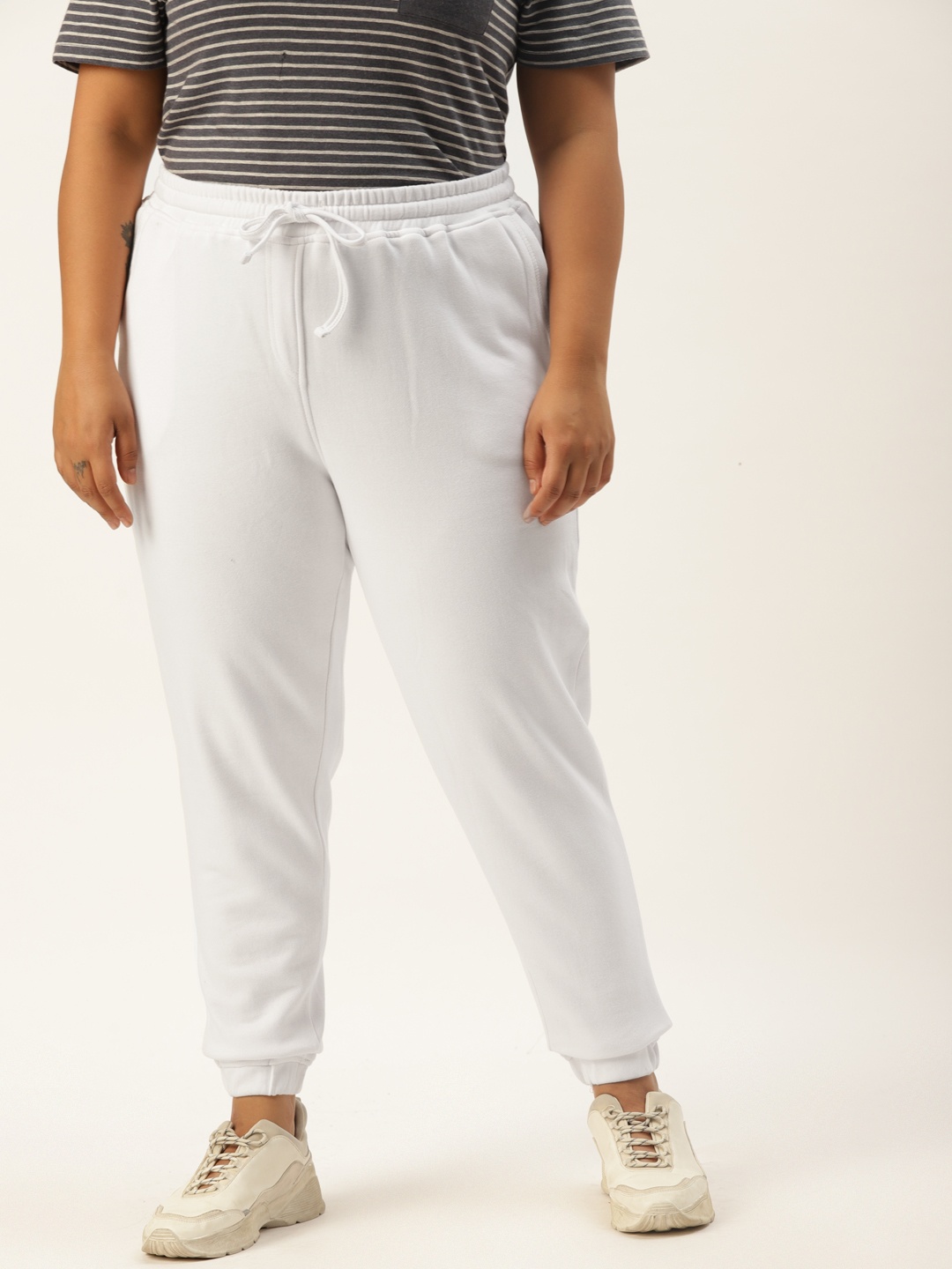 Rute Women Plus Size White Pure Cotton Slim Fit Solid Joggers