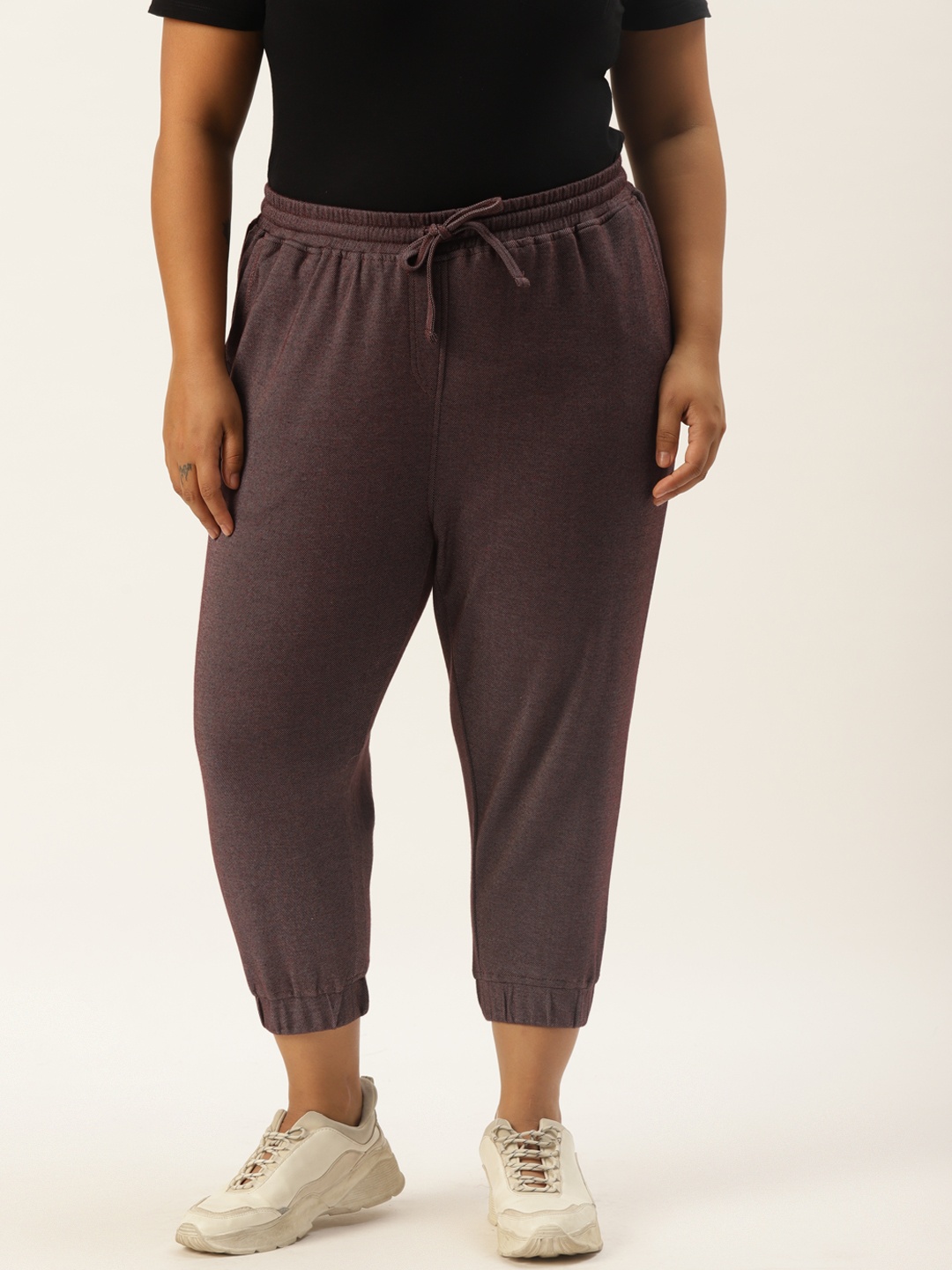 

Rute Women Plus Size Brown Solid Cropped Joggers