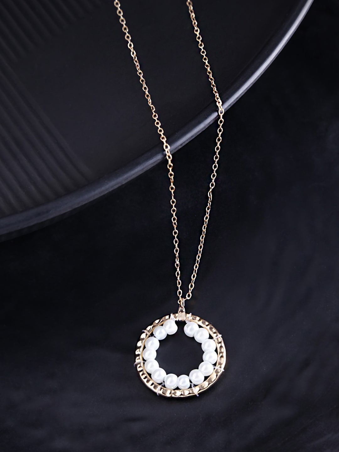

Yellow Chimes Gold-Toned & White Circular Oxidised Pendant With Chain