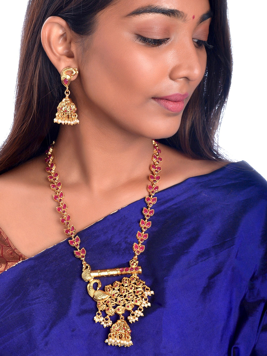 

Yellow Chimes Gold-Plated & Pink Stone-Studded & Beaded Jewellery Set