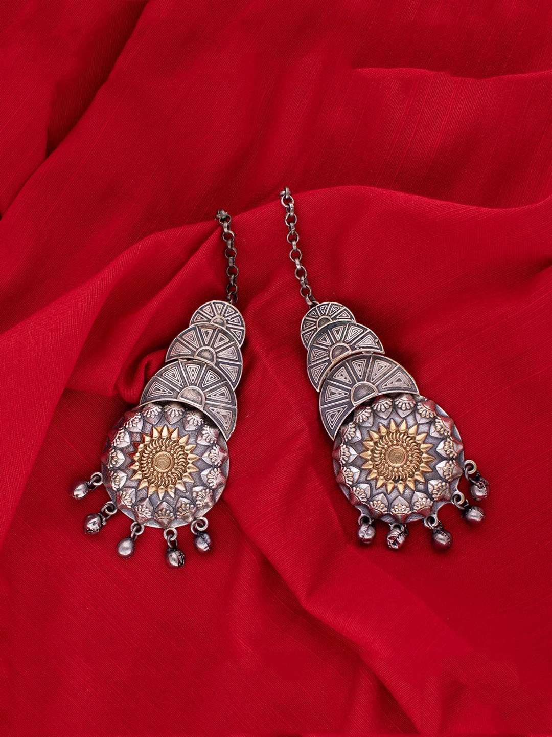 

MORKANTH JEWELLERY Silver-Toned Contemporary Drop Earrings